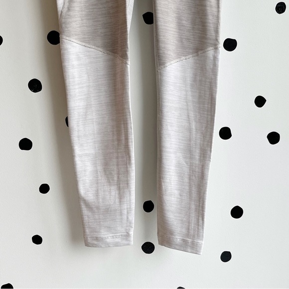 Outdoor Voices TechSweat 3/4 Two-Tone Leggings Coyote/Atmosphere Small - Picture 4 of 9